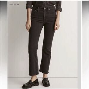 Madewell Jeans Women’s Size 28 Tall Black Mid-Rise Kick Out Cotton Blend Stretch